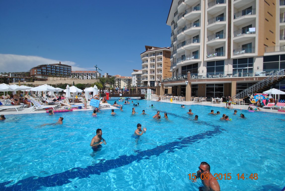 imagini hotel RAMADA KUSADASI